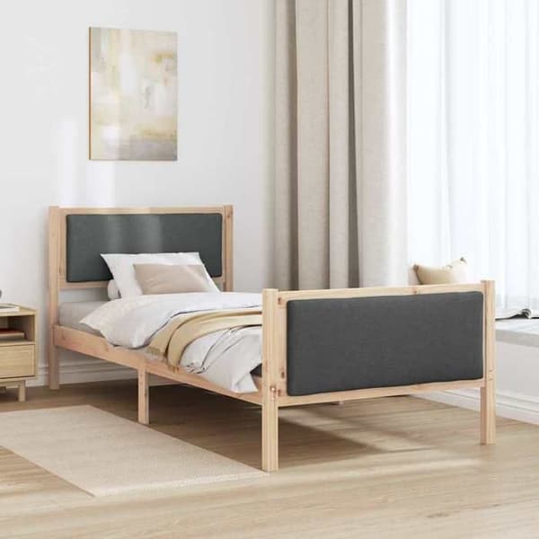 Sengestel - EKSKLUSIV HUS - Standardmodel - Massiv fyr - Polyester hovedgærde - Lamelseng