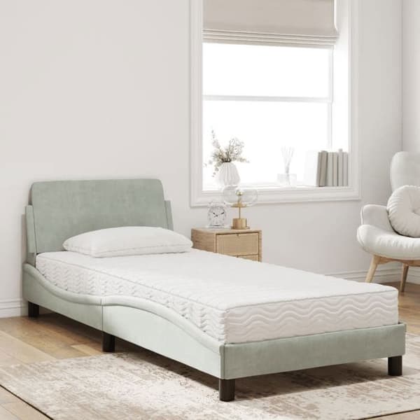 Maison Exclusive - Dover vaaleanharmaa sänky patjalla 90x200 cm sametti