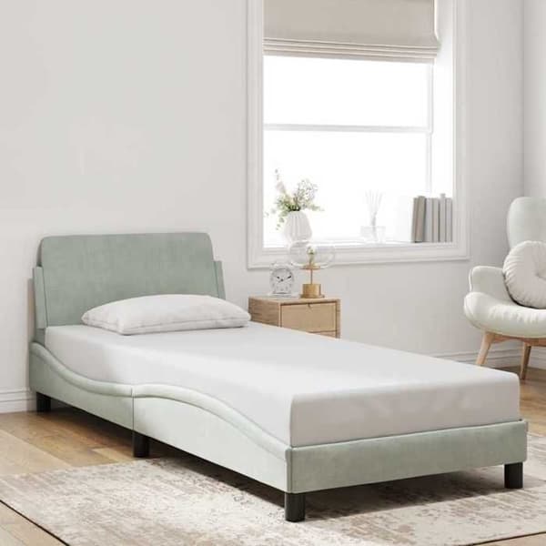 Sengestel - EKSKLUSIV HUS - Dover - 80x200 cm - Lys grå velour - Inkluderet lamelbund Ljusgrått