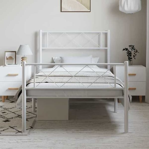 Sengestel - EKSKLUSIV HUS - 100x200 cm - Hvid metal - Lamelseng - Opbevaring under seng Vit
