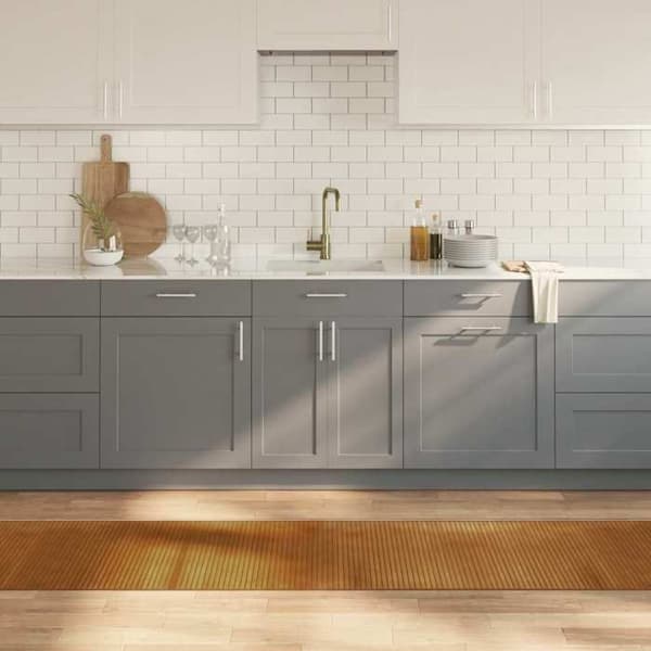 Maison Exclusive - Suorakulmainen ruskea matto 60x400 cm bambusta