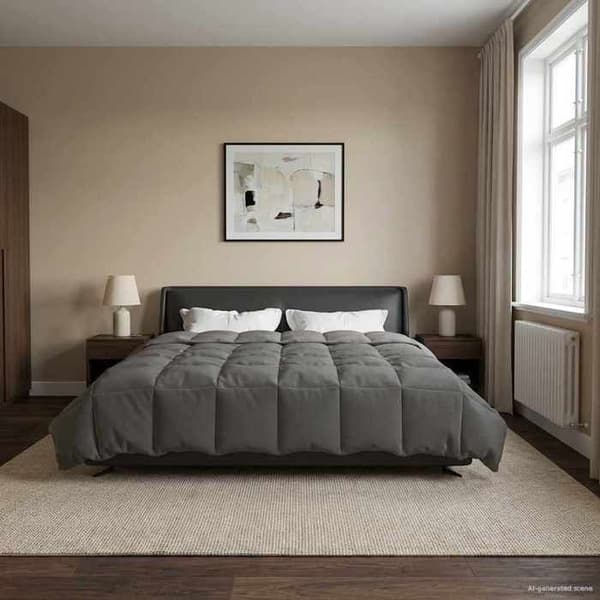 Couette - EKSKLUSIVT HUS - 240 x 260 cm - Mikrofiber (100% polyester) - Vatteret - Vendbar fløjl