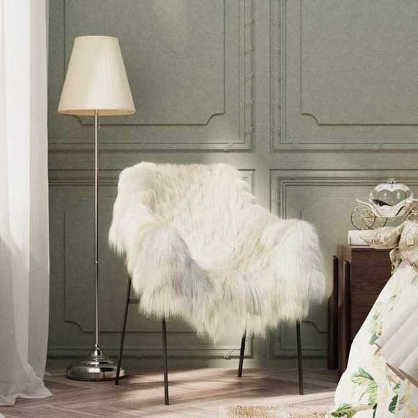 Maison Exclusive - Lammeskind Creme (60-70)x(90-100) cm
