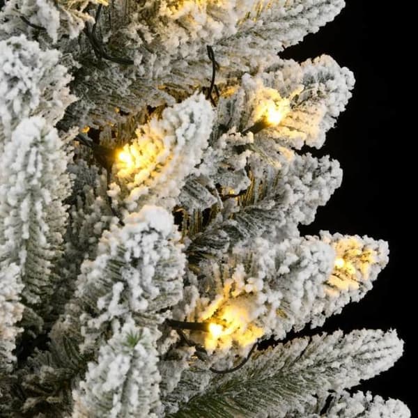 Maison Exclusive - 300 LED:llä varustettu tekokuusi ja lumipeite 210 cm