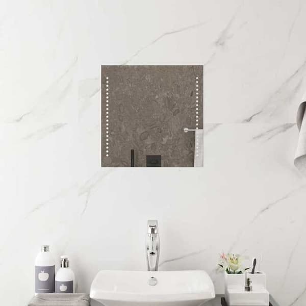 Badrumsspegel - Exklusivt Hem - LED IP65 - 40x40 cm - USB-gränssnitt