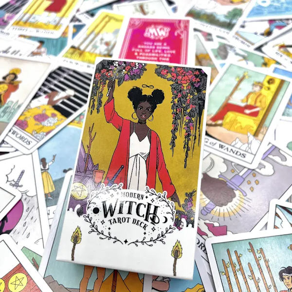 Lautapelikortit, englanninkieliset oraakkelikortit, tarot-oraakkelikortit