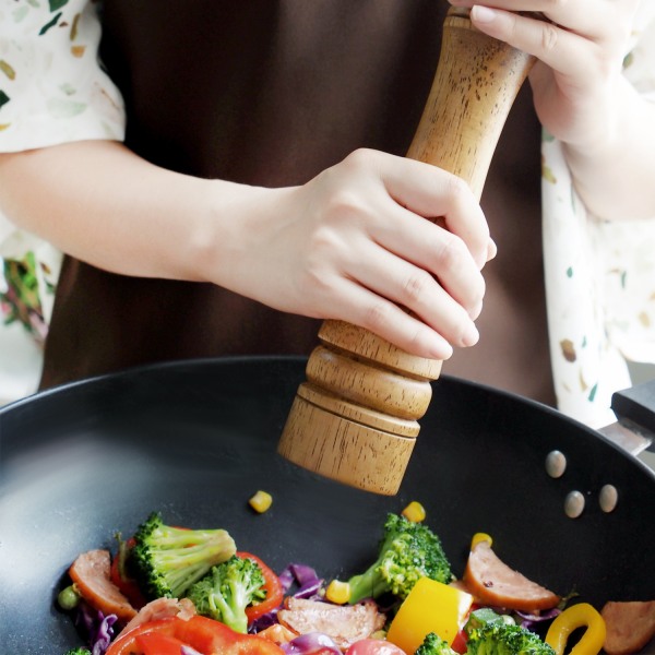 Pippurimylly, ruosteenestoinen puupippurimylly keittiöön yleiskäyttöön ammattikäyttöön kotikäyttöön (8 tuumaa)