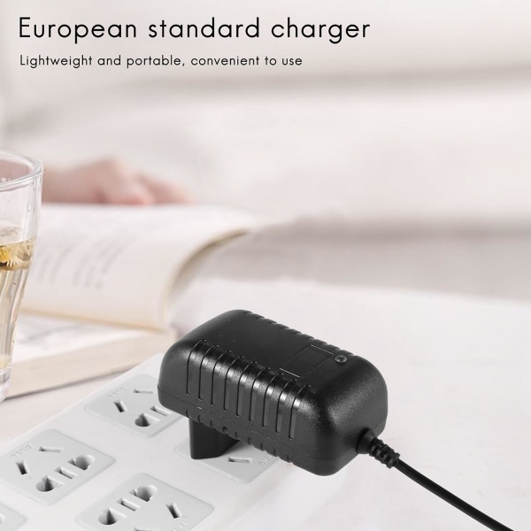 AC 100-240V til DC 9V 2A Adapter Konverter Strømforsyning Lader (EU-plugg)