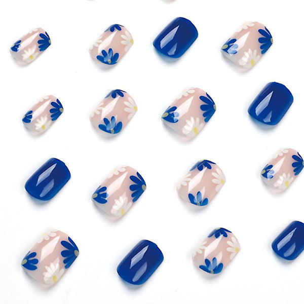 Bär en kort blå och vit blomma nagelbit nagel P24pcs