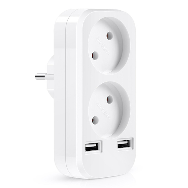 Eurooppalainen pistokeasema kahdella USB-liittimellä (5V 2A)