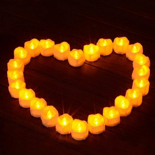 Ilmainen yhdistelmä 24 kpl/erä Kynttilänvalo välkkyvä LED-kynttilä ajastimella Elektroninen kynttilälamppu paristolla loman sisustukseen Romantic