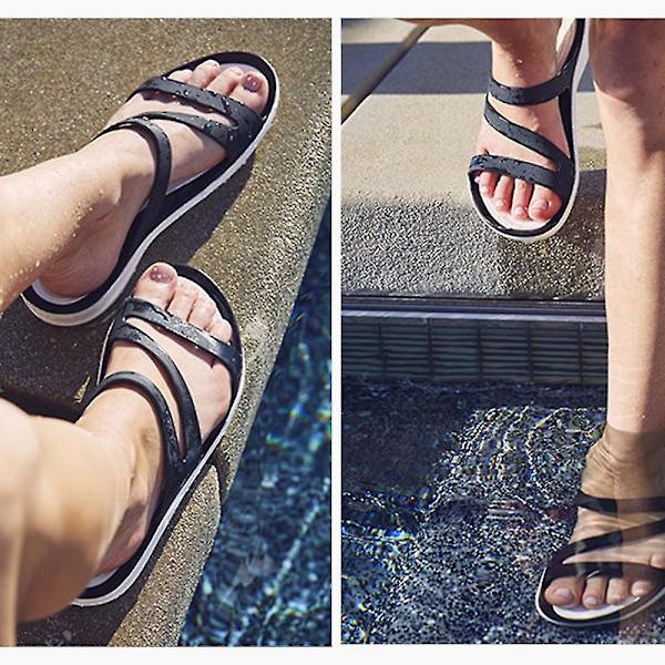 Crocs-liknande dam Swiftwater sandal med remmar, avslappnade flip-flops, öppna tåsko