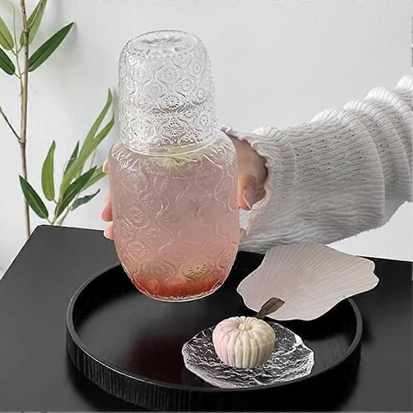 Glaskanna och koppset, 540 ml med kopp som lock, präglat mönster K9W6 E 1set