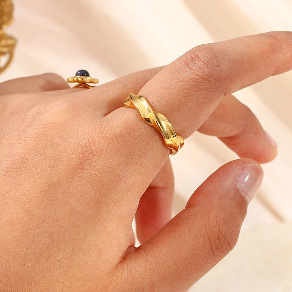 Ebelle Rostfria ringar för kvinnor Basic Style Minimalistisk Vattenvåg Twist Dagliga smycken presenter Gold 52
