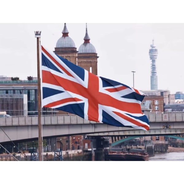 Kirkas Union Jack -lippu lenkkirenkailla, UV-säteilyä kestävä brittilippu kadunparaateille, Yhdistyneen kuningaskunnan lippu kuningas Charlesin kruunajaisiin