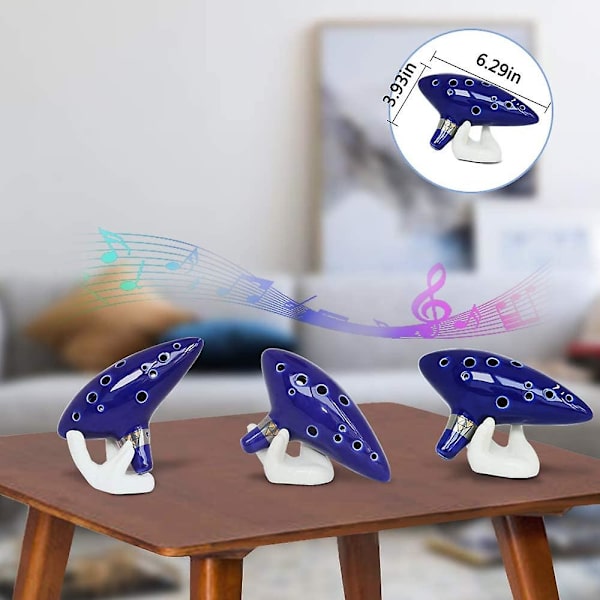 Ocarina kaulanauhalla ja nuottivihkolla, 12-reikäinen C-altto-ocarina lahjapakkauksessa, käsin muotoillulla telineellä ja mustalla suojapussilla