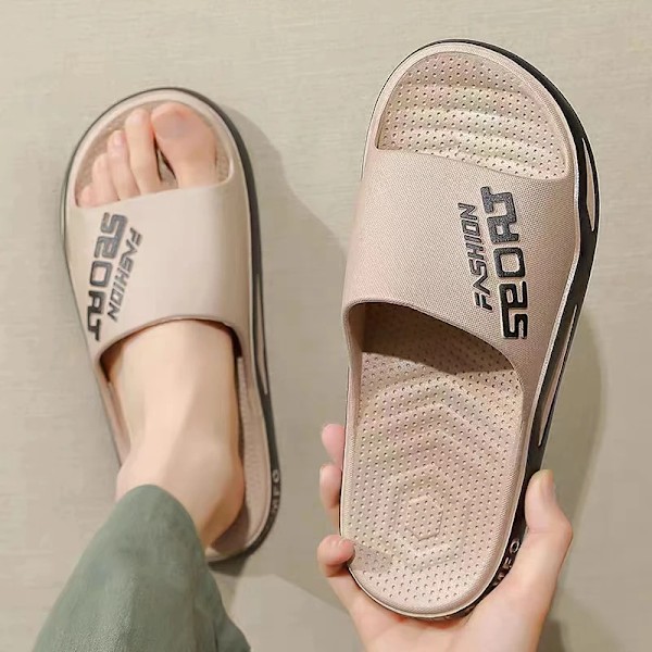 Luksus Sommer Mænd Kvinder Sandaler Åndbar Strand Flip Flops Casual Tøfler Stor Størrelse 48 49 Black Gold 42-43