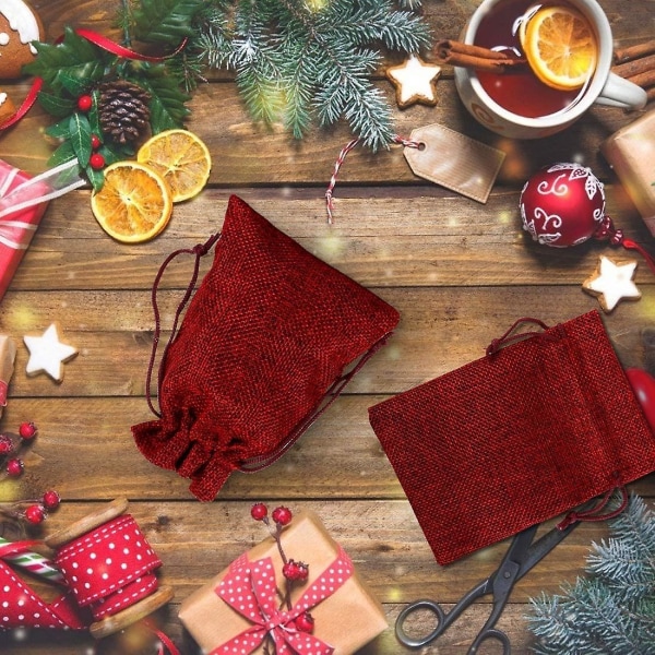 Joulusäkkisäkki, 24 kpl DIY juuttipusseja Adventtikalenterin täyttämiseen, Luonnolliset pussit, Adventtikalenterin kiristysnyöripussit, 13cm X 18cm (punainen)