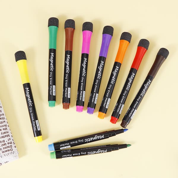 12 set med magnetiska whiteboardmarkörer och sudd
