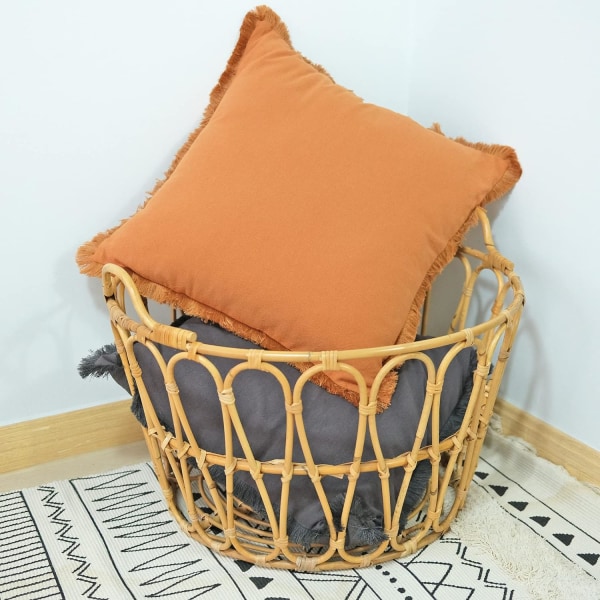 Pakke med 2 dekorative naturlige hørpudebetræk med kvastkant Landlig Boho frynset firkantet pudebetræk til sofa 18 x 18 tommer Orange