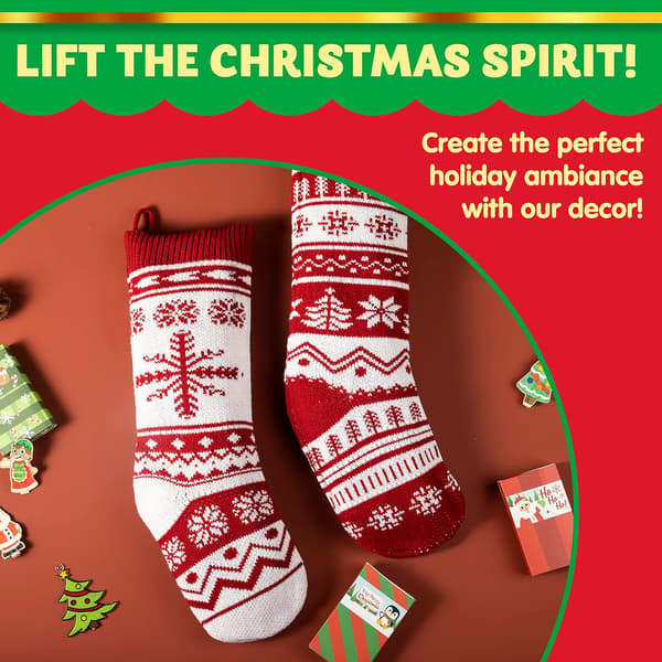 Set med 45 cm strikkede julestrømper, store rustikke garnjulestrømper for familiens julepynt