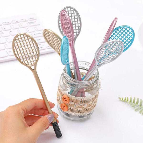 12 stk Kreative Tennis Racket Gel Penner 0,5 mm Svart Blekk Utendørs Sport Ballpenner Nyhet Sport Elsker Gave--