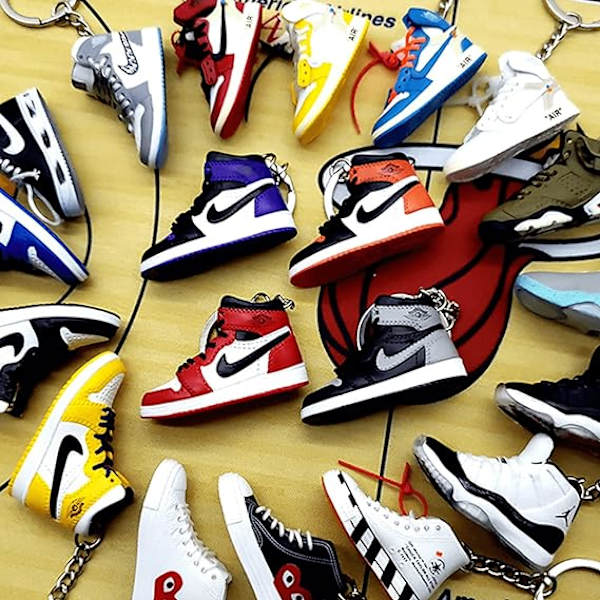 Mini Sneaker Nøglering, Unisex Sports Sko Nøglering, Seje Nøgleringe til Gaver