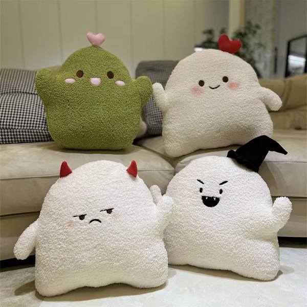 Sød spøgelsespluchepude, blød hvid hjerteformet spøgelsesbamse, plys kawaii-dukkelegetøj, sjovt værelse, dekoration, fødselsdag, halloween, jul 16 tommer