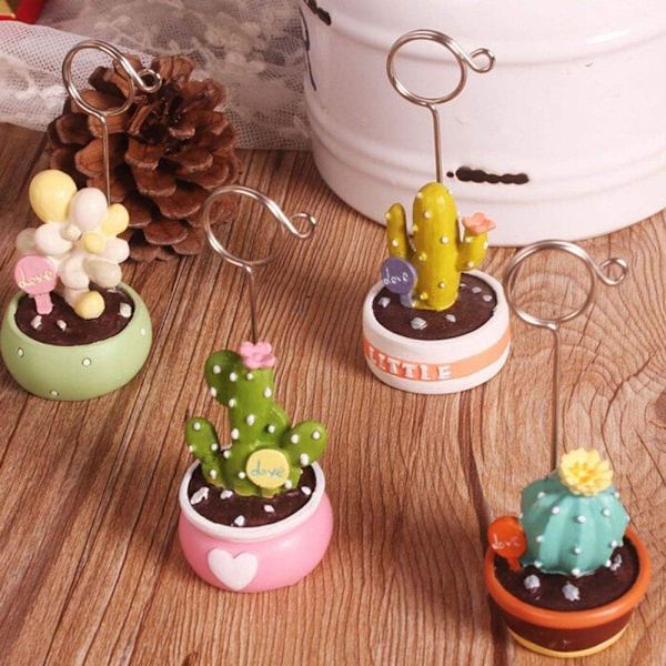 4 stk. Mini Sukkulente Planter Bonsai Memo Klip Resin Kaktus Statue Note Foto Navnekort Holder Bord Dekoration--