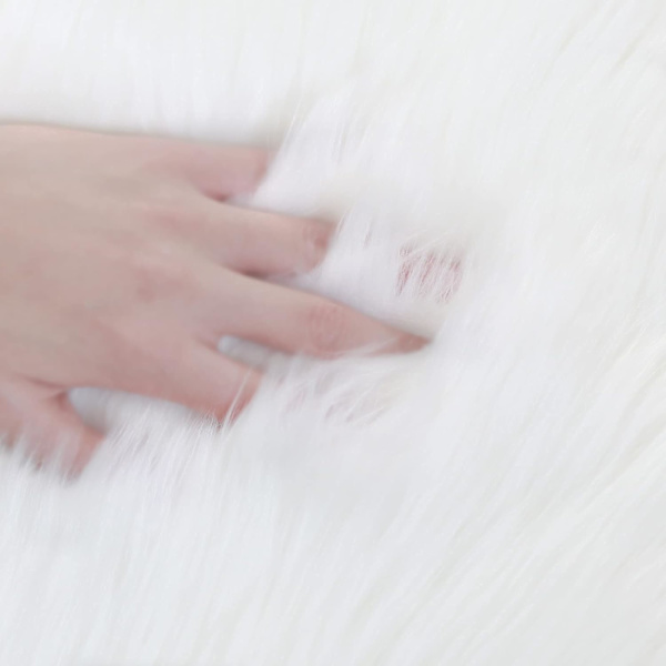 Hjerteformede tæpper til boligindretning, hjerteformet kunstpels tæppe, kunstfårskind tæppe, sort shaggy fluffy gulvtæppe, accent tæpper 2 x 3 fod plysset måtte