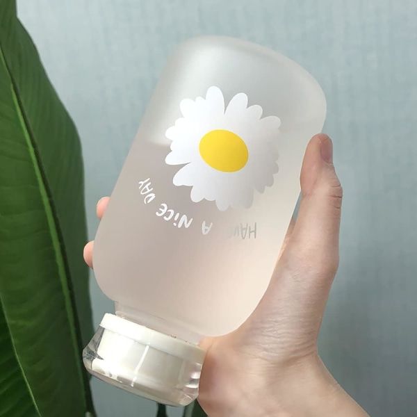 480ml Milk Juice Cute Water Bottle with Scale 2 Lids Little daisy Matte Portable Transparent Water Cup Glass Bottles (Matte 1 flower)