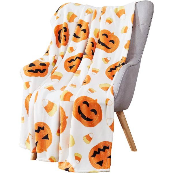 Halloween-teppe: Jack O Lantern Pumpkins med Candy Corns Print på Myk Velvet Fleece for Sovesofa Sofastol eller sovesal