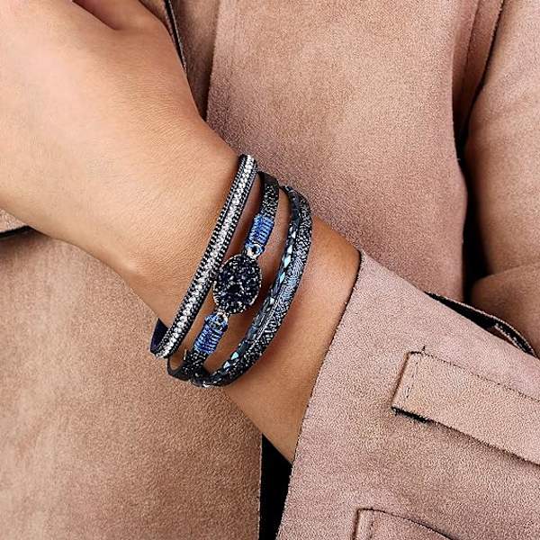 Læder Wrap Armbånd Boho Manchet Armbånd Krystal Perle Armbånd med Magnetisk Lås Smykker Gaver til Kvinder Teenagere Piger
