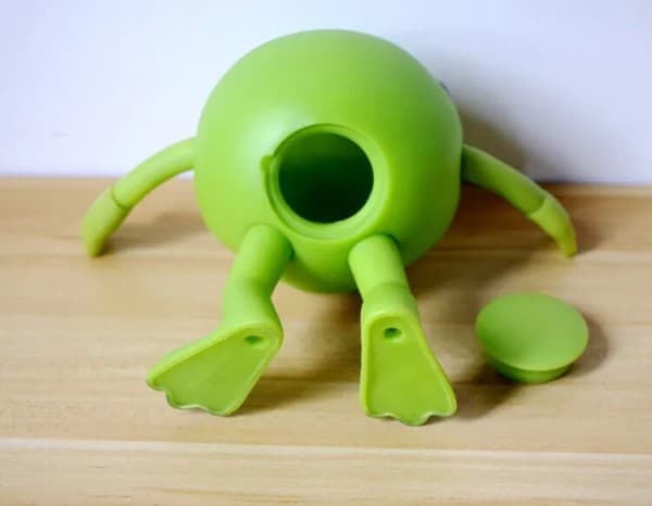 Monsters University Mike Wazowski Mr. Q Sparebøsse PVC Action Figur Modell Leker