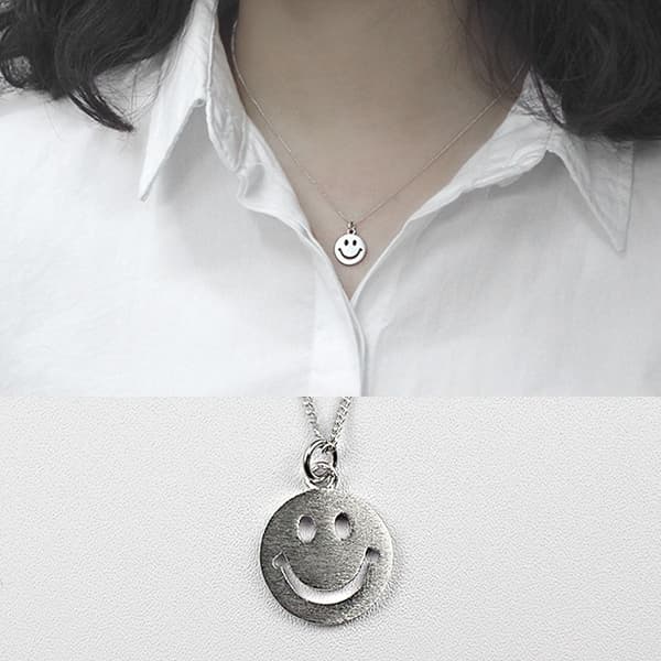 Halskjede i ekte sølv, S925 med smiley 20