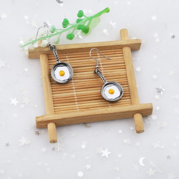 Heyone Cooking Baking Chef Charms Earrings Frying Pan Fried Egg Dangle Hook Earrings Lunch Lady Gift Kitchen Cooking Gift