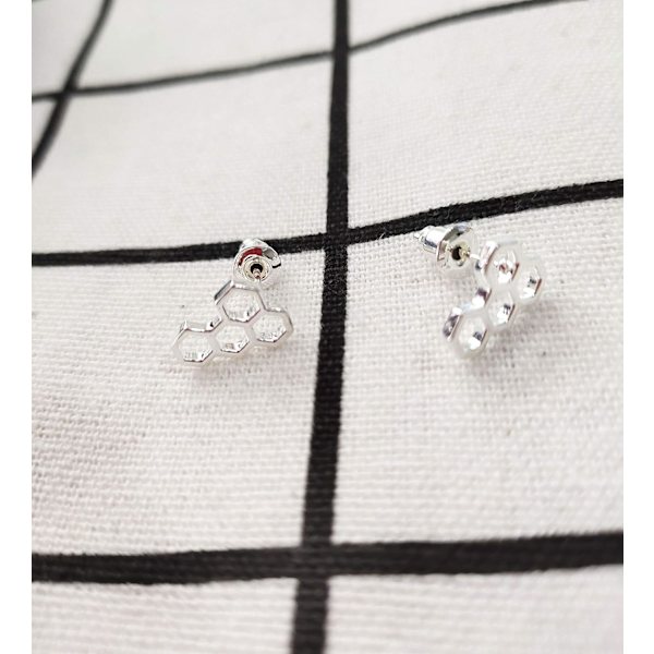 Heyone Simple Hexagon Honeycomb Øreringe Bee Hive Stud Øreringe til Piger