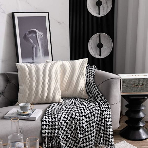 Elfenbensvita Soffa Kuddfodral: 2-pack 18x18 tum Original Randig Sammet Kvadratiska Kuddfodral för lantlig Heminredning