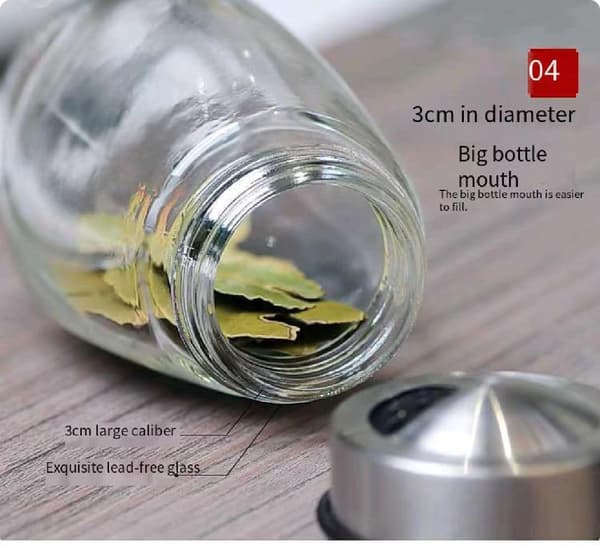 Spice Rack for Kitchen, Rotating Rack 360 Degrees, 6 Glass Jars, Space-Saving Storage Solution for Kitchen and Dining Table