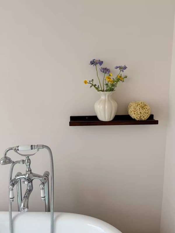 1 Ceramic Vase for Tabletop Flower Arrangements, Decorative Ceramic Vase