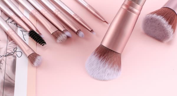 BS02 - BS-MALL 14 stk. eksklusive makeupbørster af bedste kvalitet 150 150