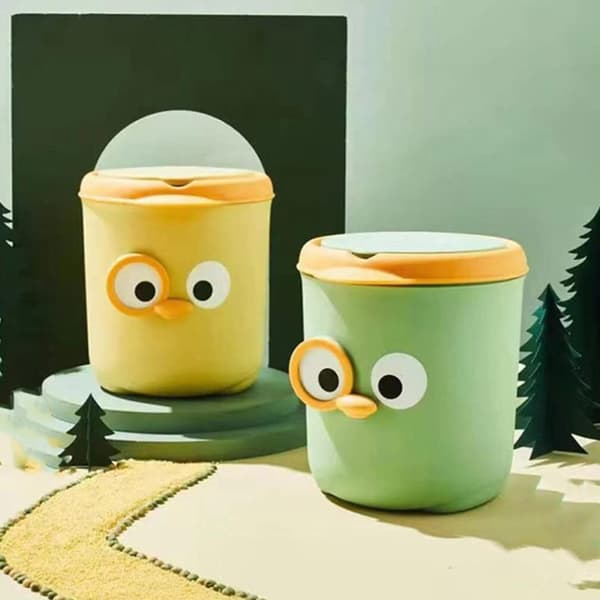 Green Mini Trash Can Cartoon Animal Shape Small Desktop Waste Bin with Lid for Home Office Kitchen Vanity