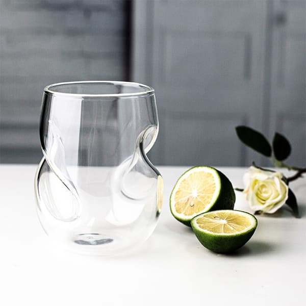 4-pack glas 400ml, elegant böjd glasvara, lämplig för fester, bröllop, sammankomster, iskaffe, vinglas