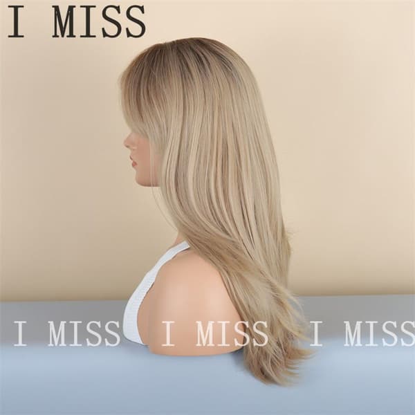 Natural Synthetic Wig with Golden Brown Gradient and Eight-Shaped Bangs