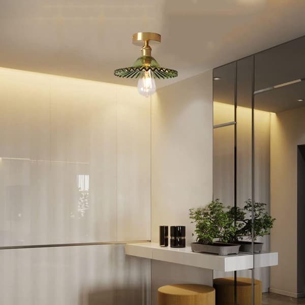 Loftslampe med glaspære, tæt på loftet, moderne, grøn