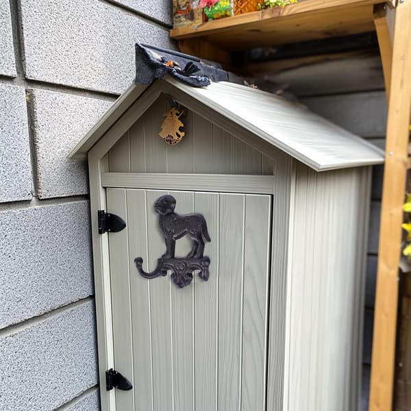 Vægmonterede hundekroge i støbejern