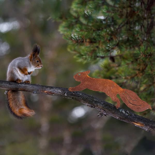 Metal Garden Decorations, Festive Squirrel Figurines