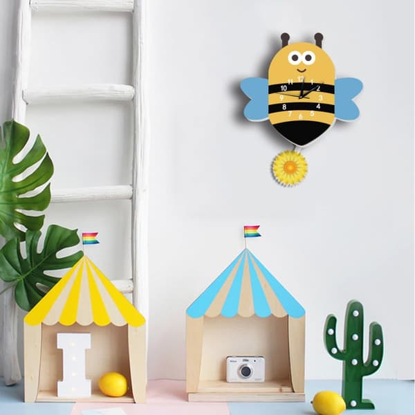 Silent Wall Clock Large Arabic Numeral Display Bee-shaped Eco-friendly PVC Foam Board
