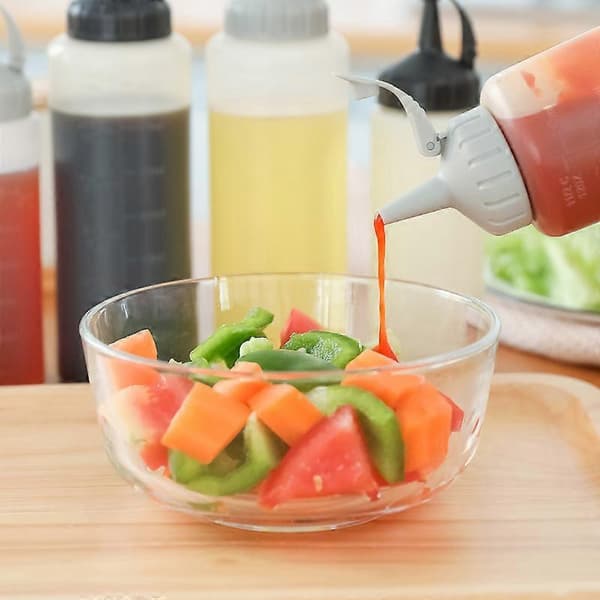 Salaattikastikepullo, muovinen, teräväkärkinen puristuspullo, kastikepullo keittiöön, ketsuppi, kerma