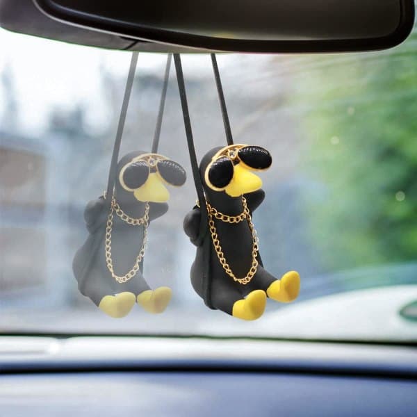 (Sort) Biltilbehør Swing Duck, Svingende Bilpynt, Bil A